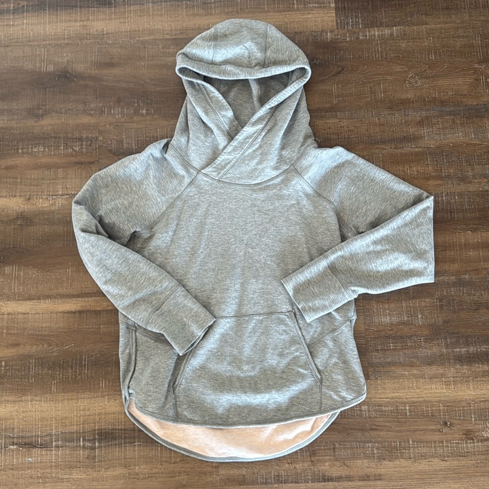 Lululemon hoodie size 8